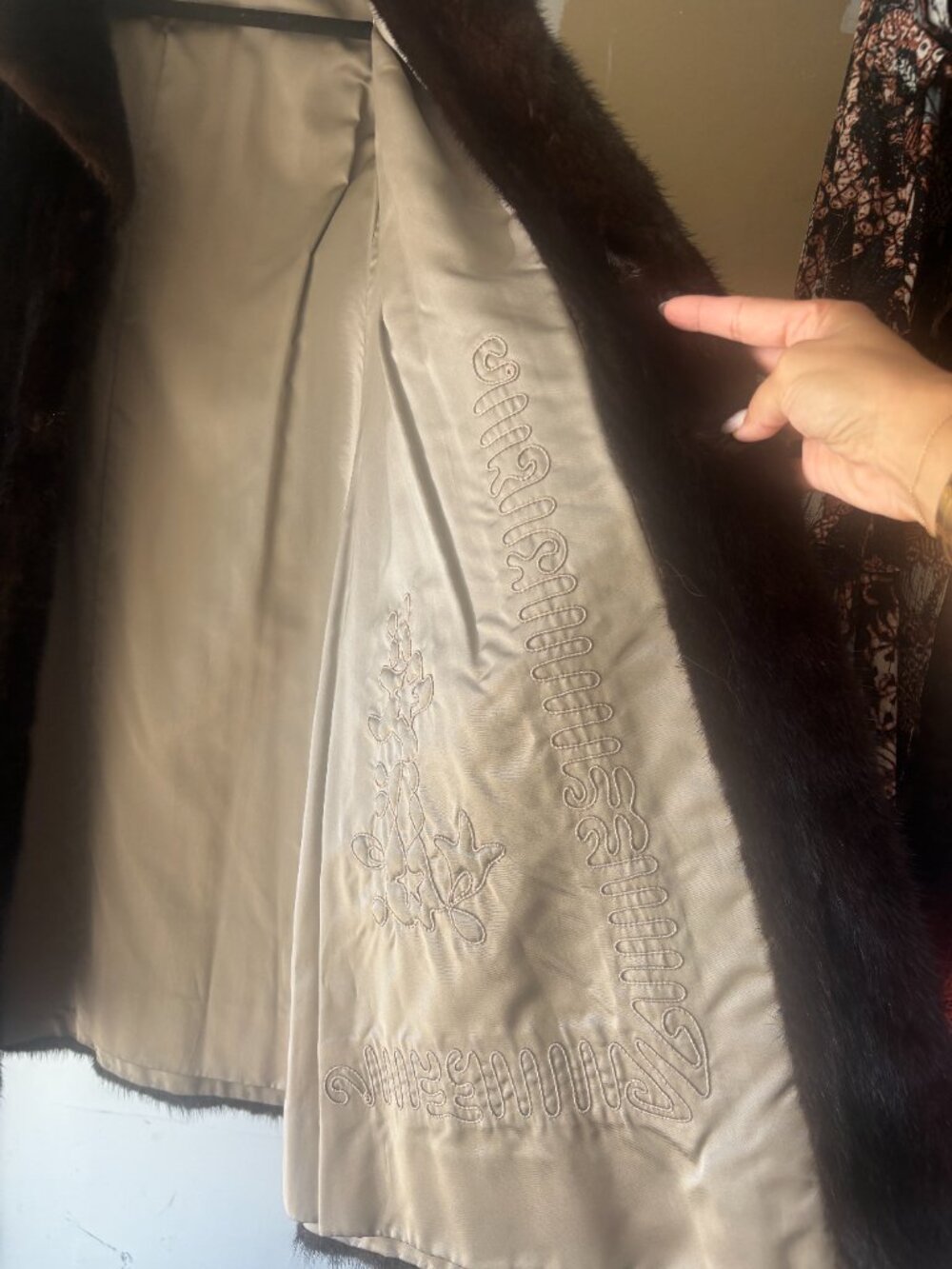 Vintage Mink Fur coat - Picture 5 of 7